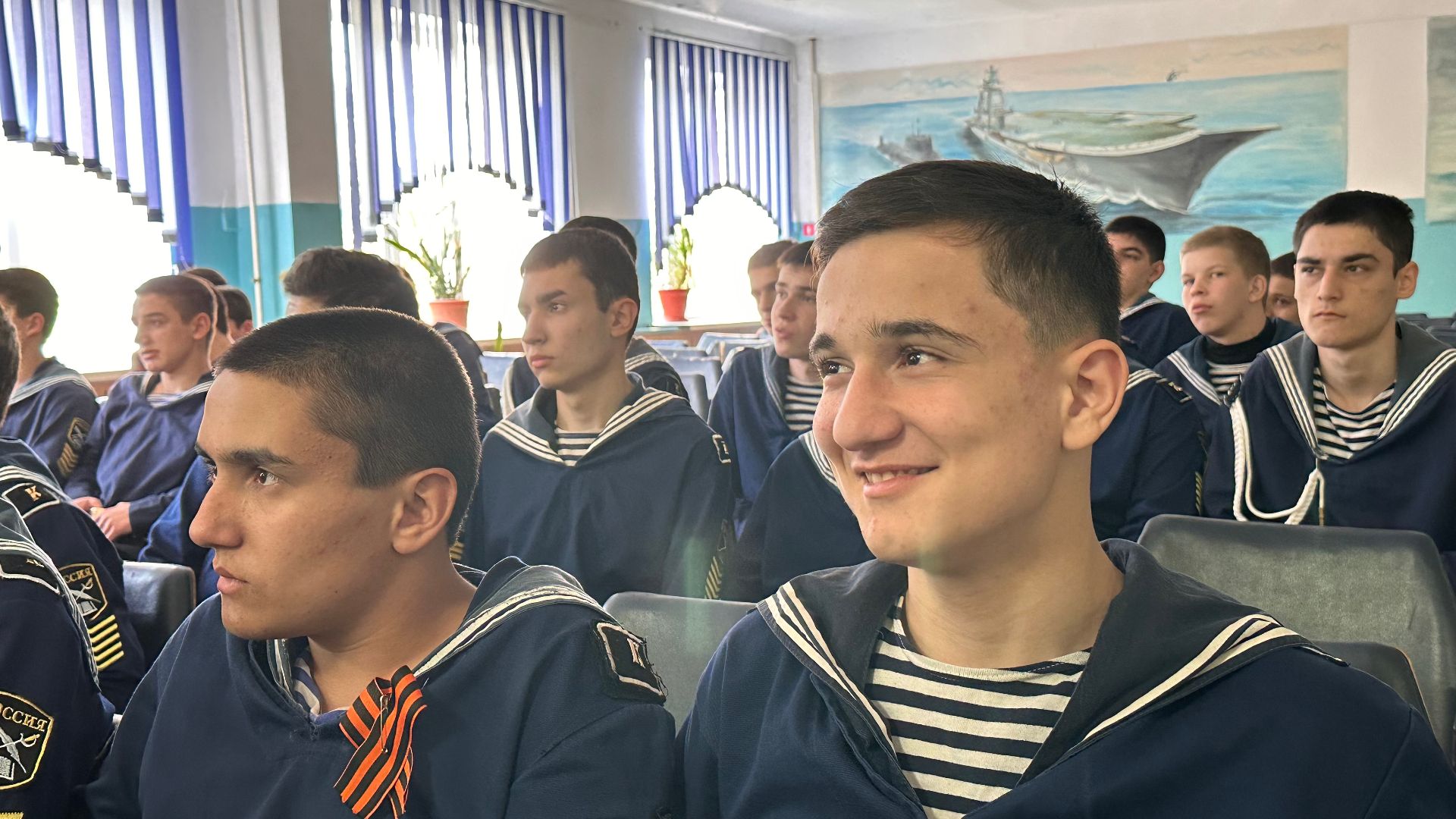 В Дагестане обсудили вопросы межконфессионального согласия и профилактики экстремизма среди курсантов кадетской школы